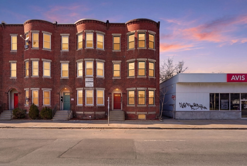 189 Cambridge St. # 3