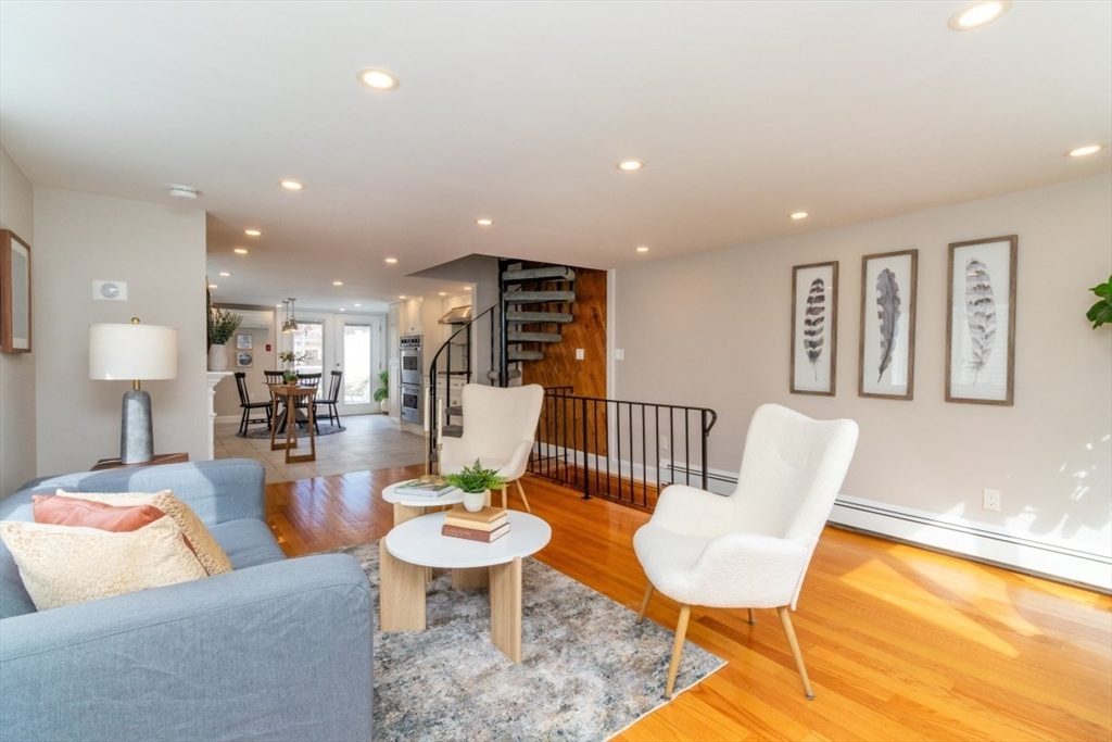 44 Paris St.