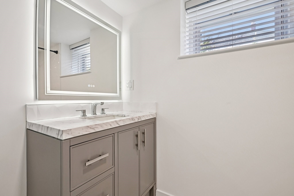 52-54 River St # 2