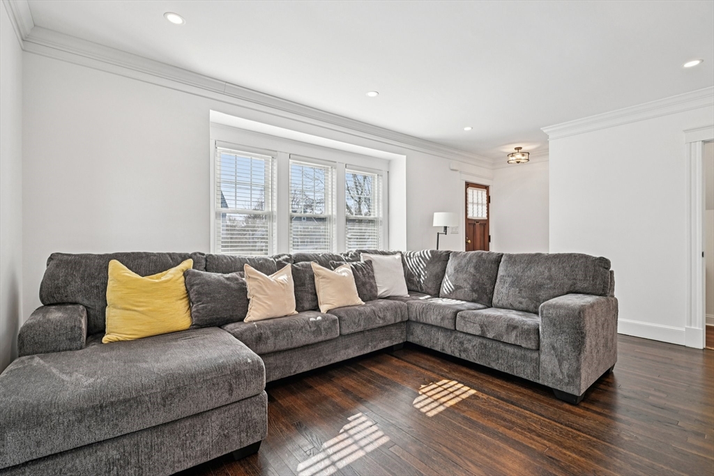 52-54 River St # 2