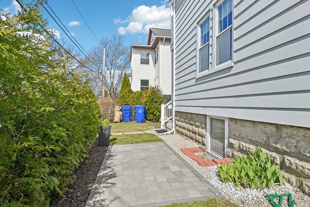 52-54 River St # 2