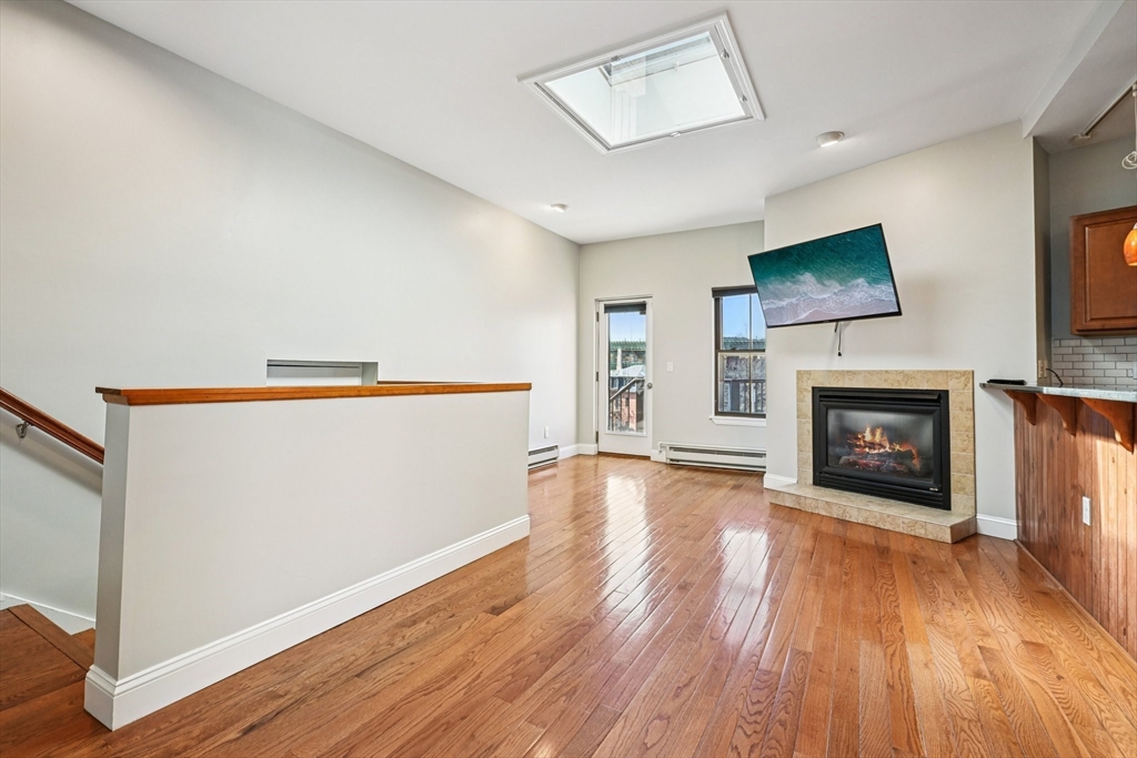 1 Pembroke St # 1D