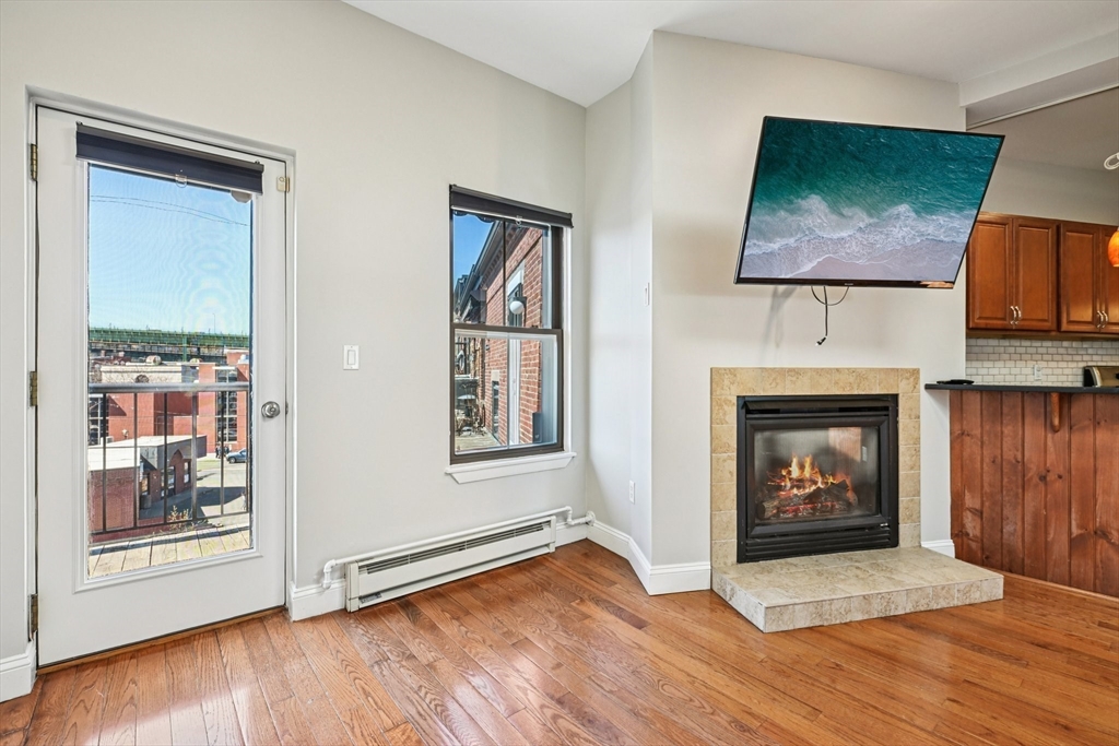 1 Pembroke St # 1D