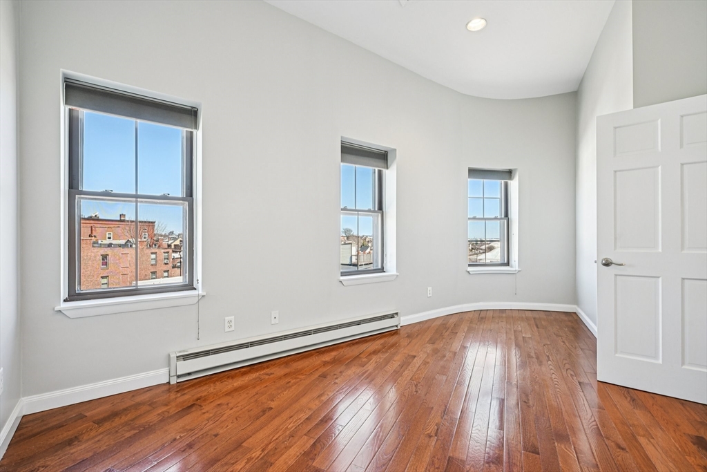 1 Pembroke St # 1D