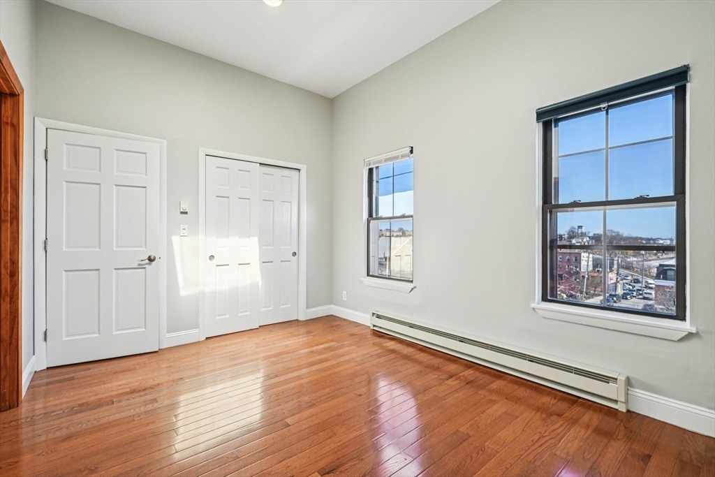 1 Pembroke St # 1D
