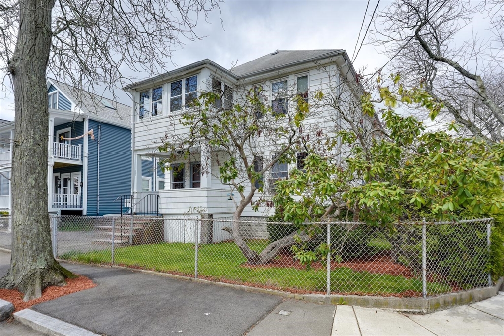 222 Harvard Street