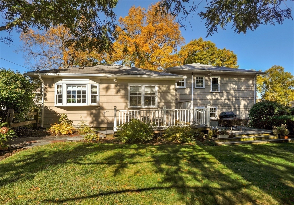12 Oak Ridge Cir