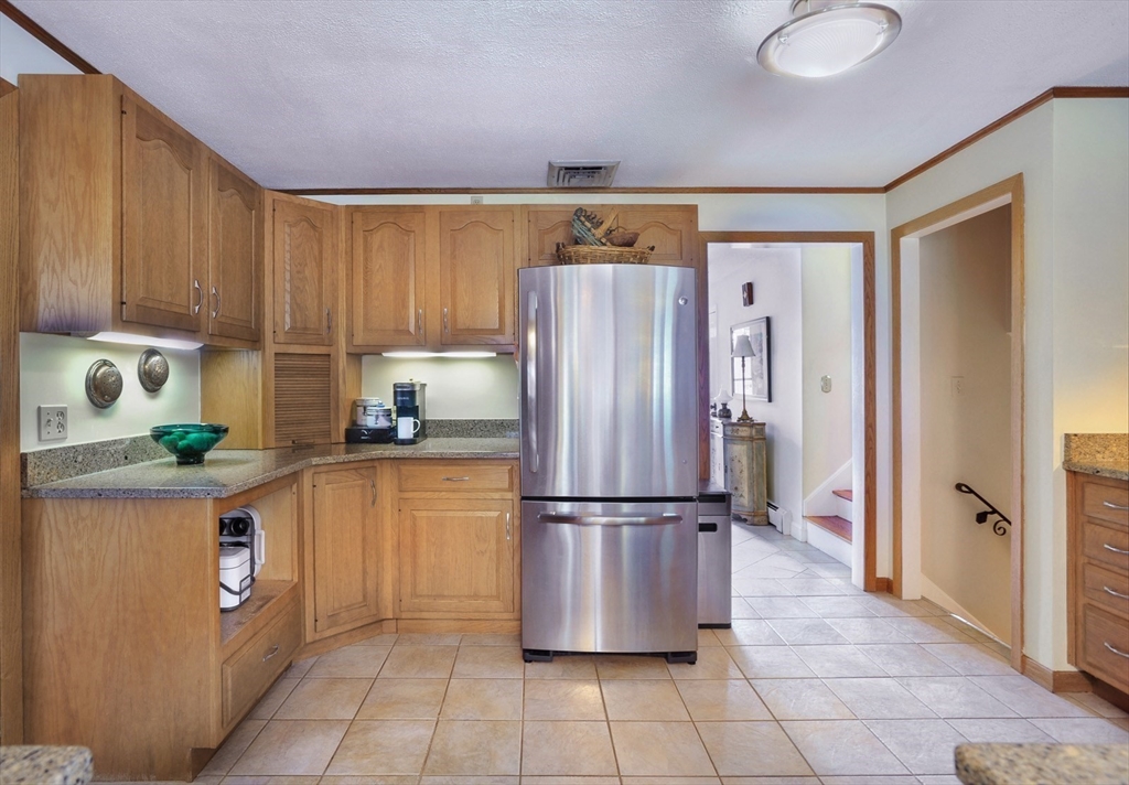12 Oak Ridge Cir