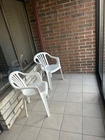 51 Melrose St Unit: 4D