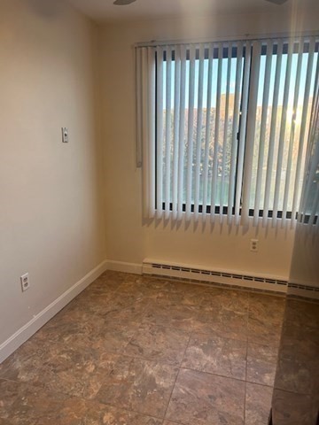 51 Melrose St Unit: 4D