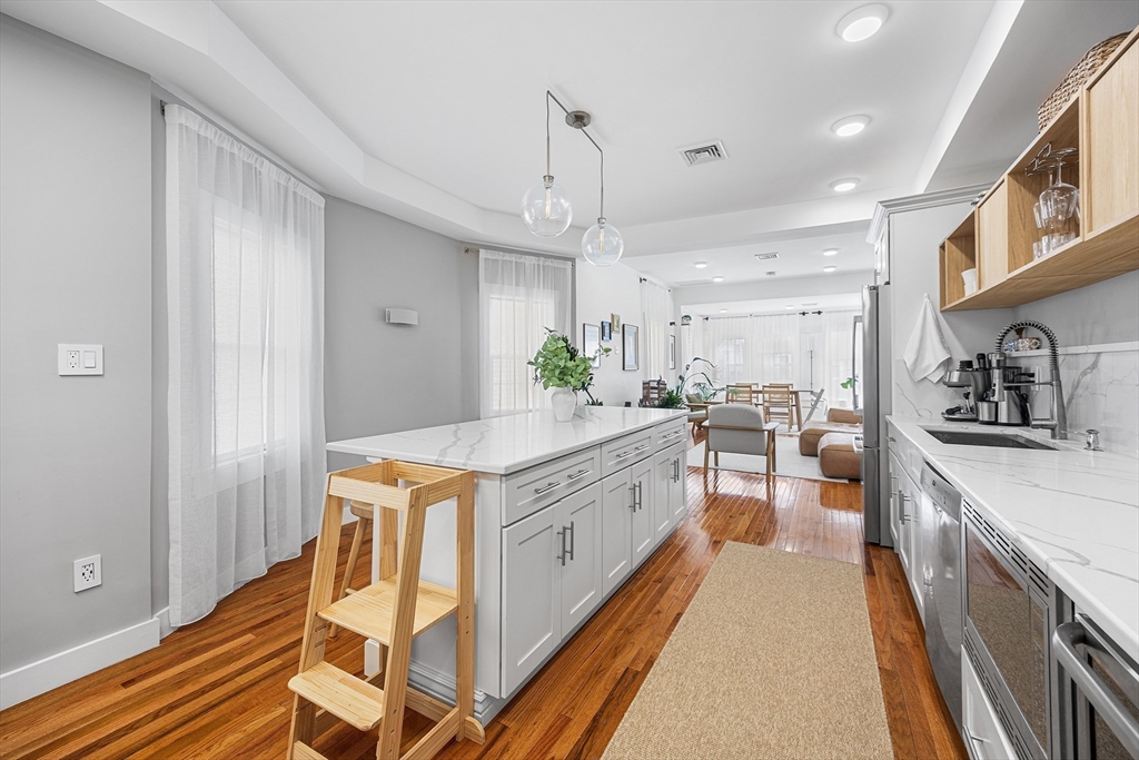 19 Conwell St # 2
