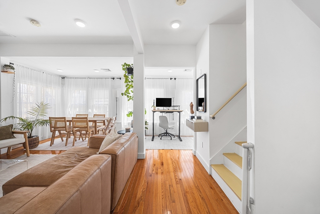 19 Conwell St # 2