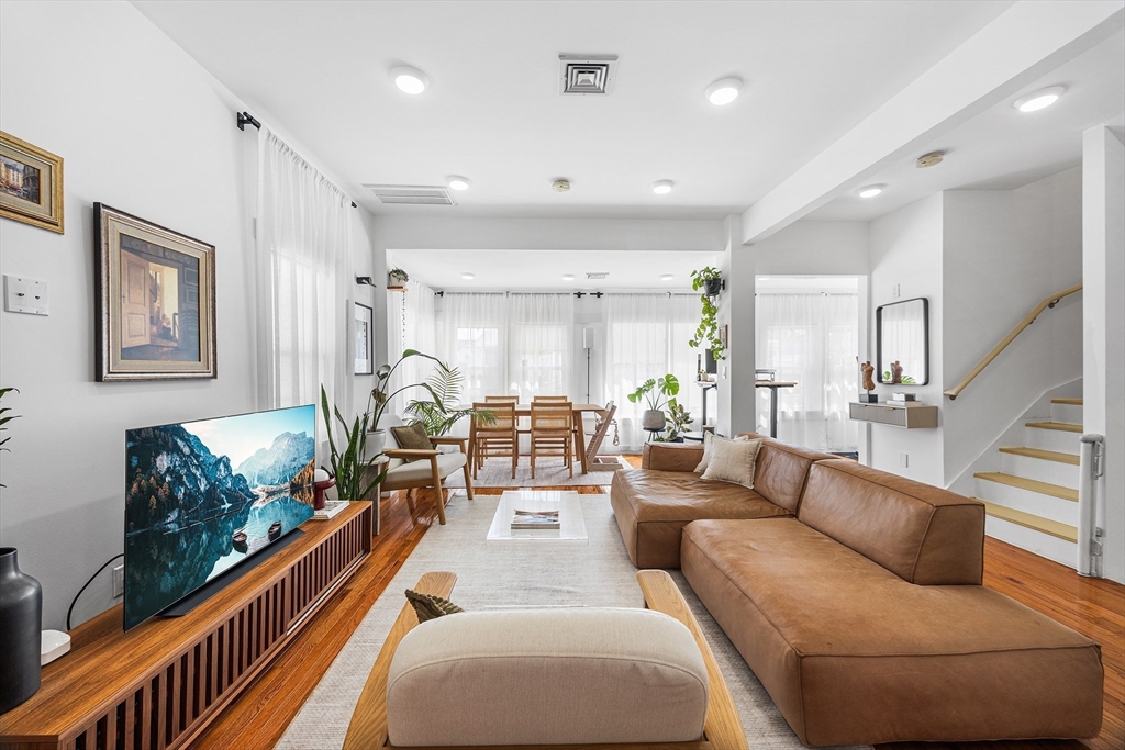19 Conwell St # 2