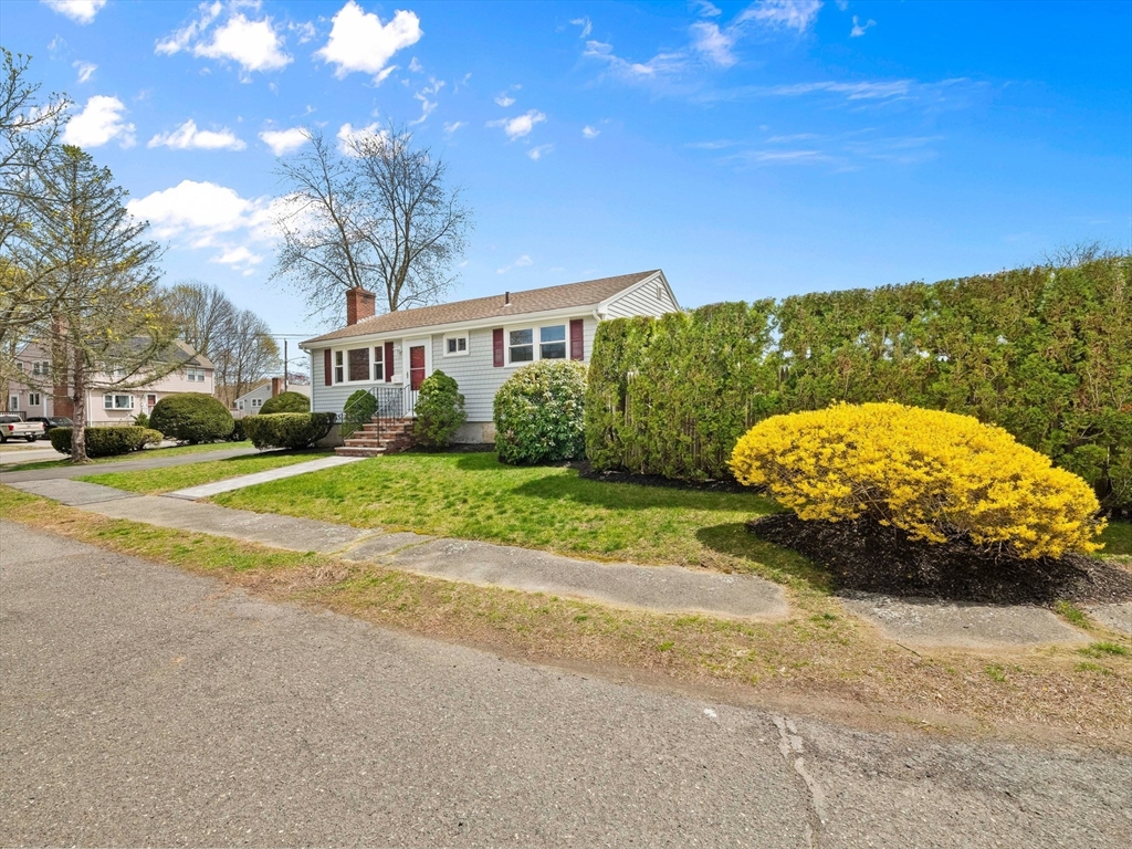 26 Millbrook Rd
