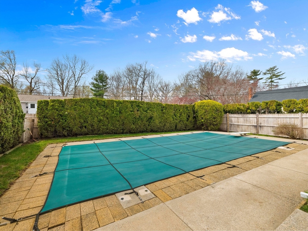 26 Millbrook Rd