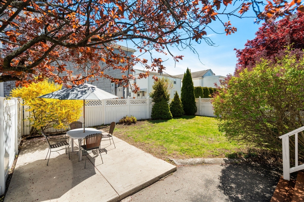 47 Alexander Ave