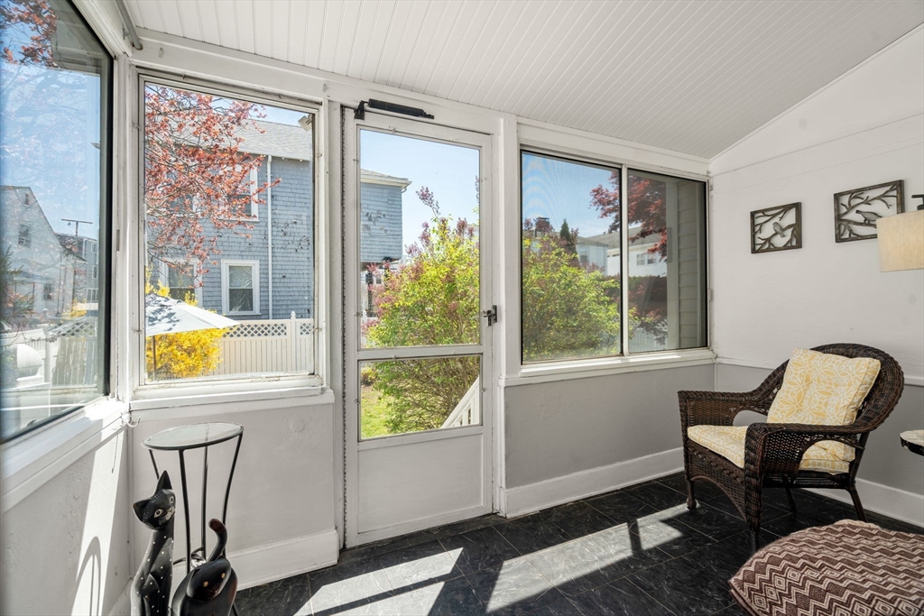 47 Alexander Ave