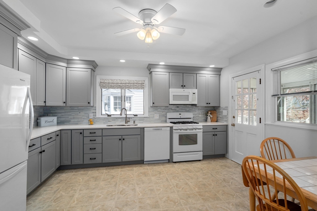 47 Alexander Ave