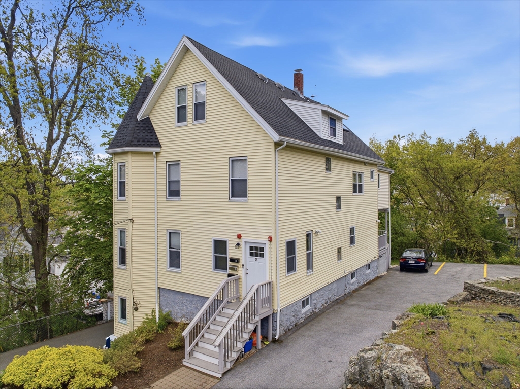 25 Sawyer St # 1