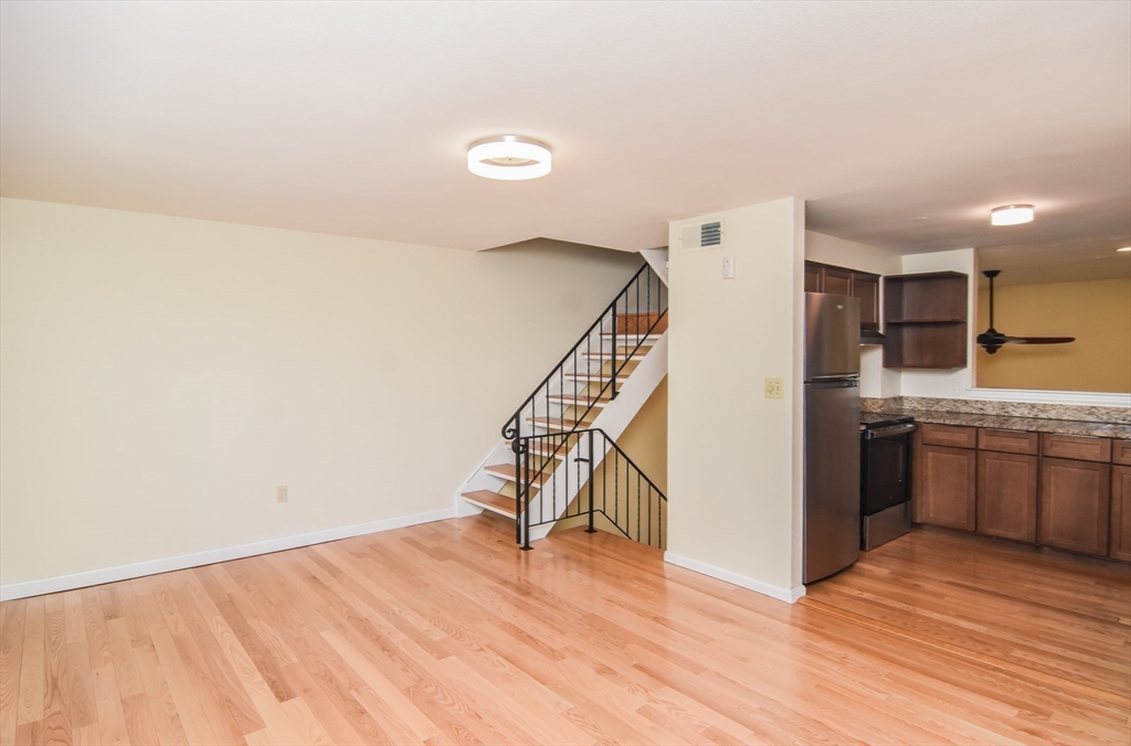 14 Kenneson Rd # A Unit: #A