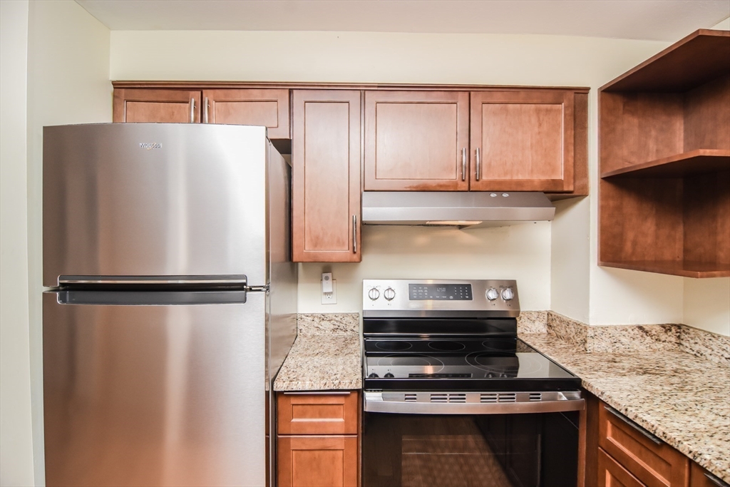14 Kenneson Rd # A Unit: #A