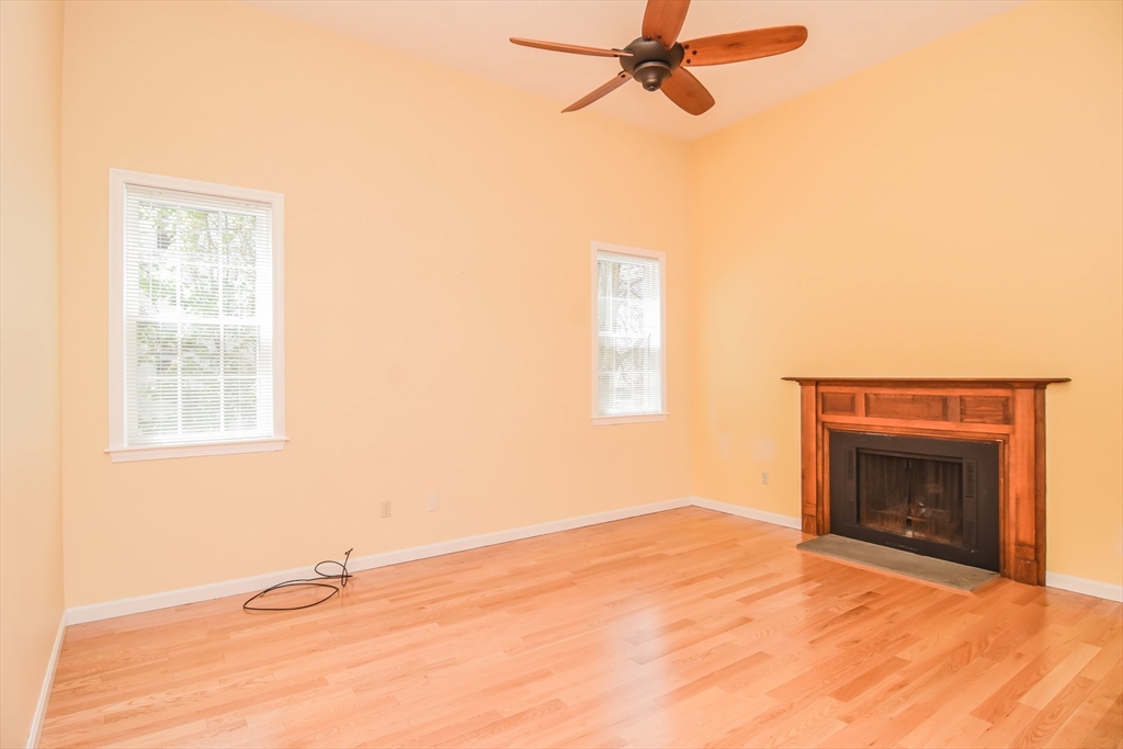 14 Kenneson Rd # A Unit: #A