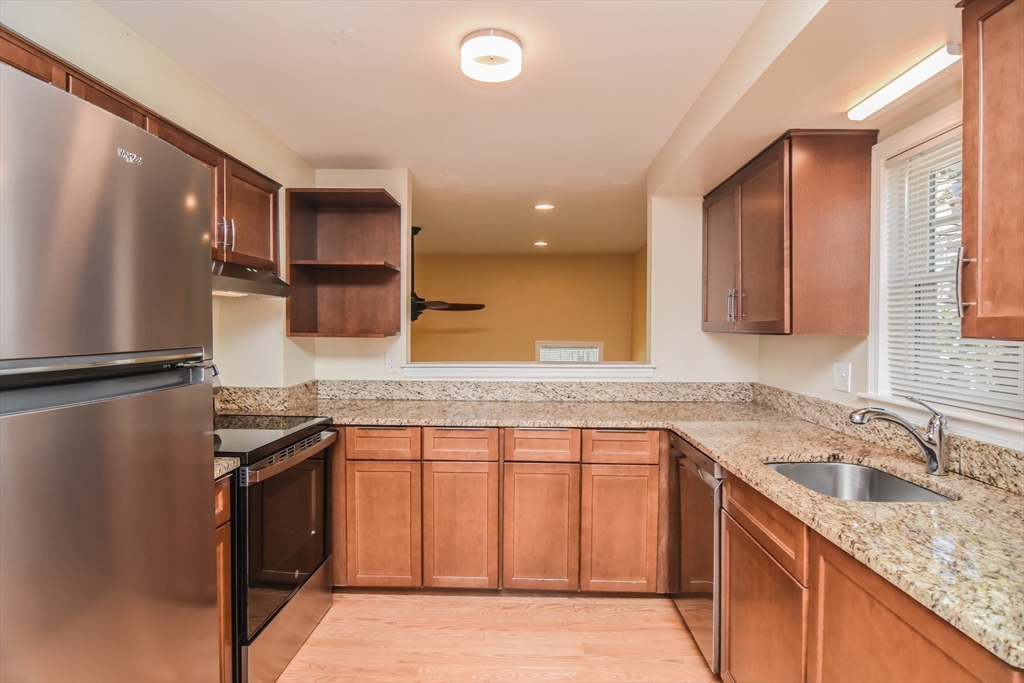 14 Kenneson Rd # A Unit: #A