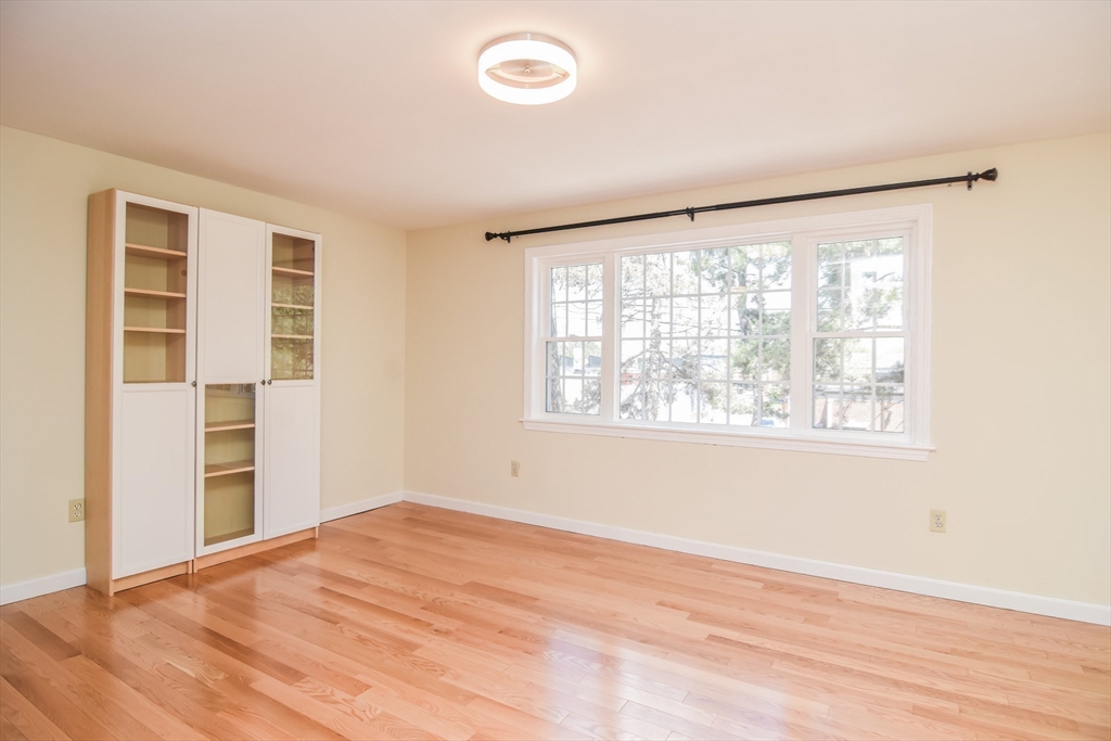 14 Kenneson Rd # A Unit: #A
