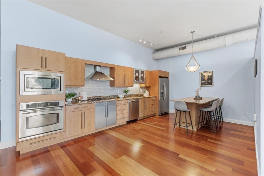 10 Ocean Ave. # 208