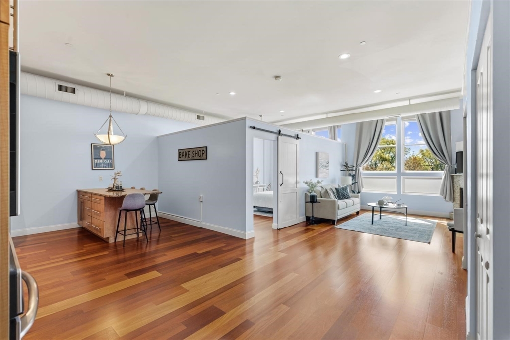 10 Ocean Ave. # 208