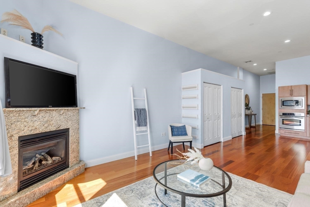 10 Ocean Ave. # 208