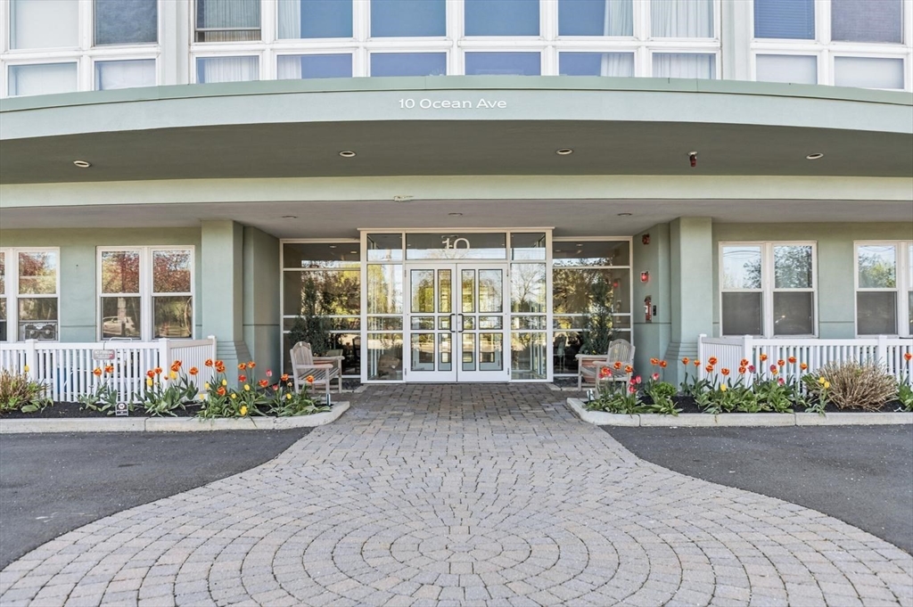 10 Ocean Ave. # 208