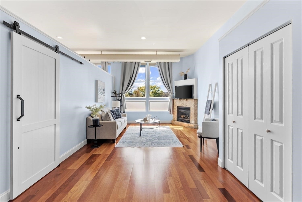 10 Ocean Ave. # 208