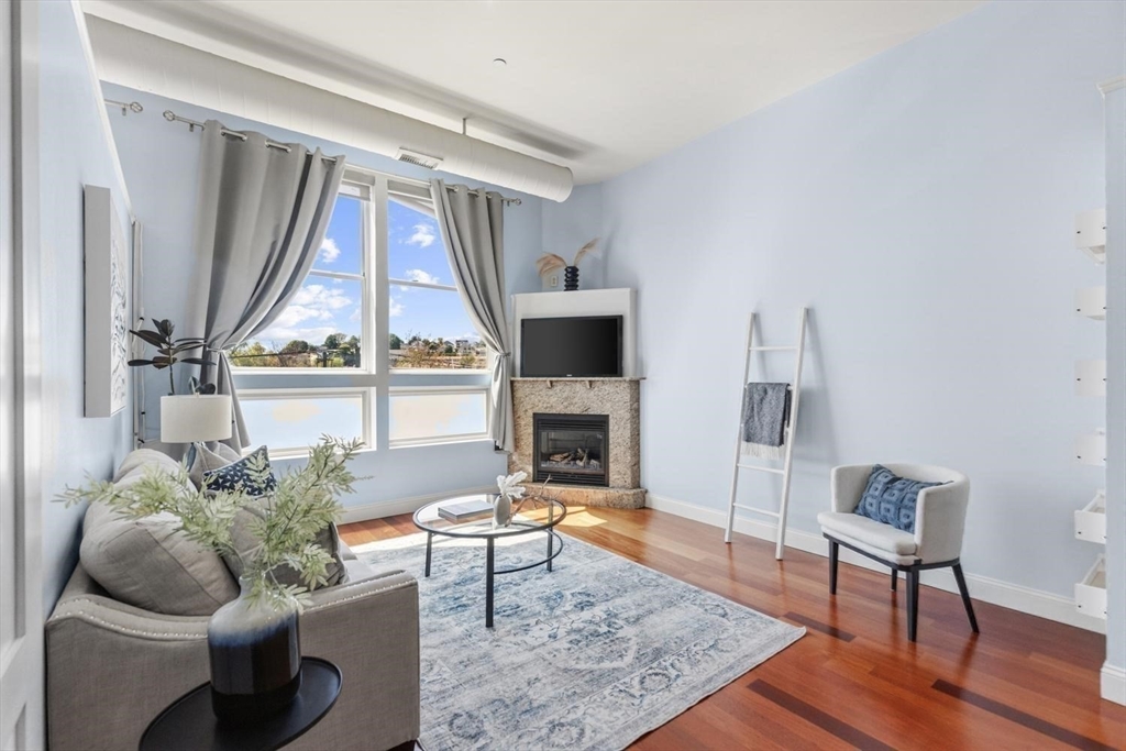 10 Ocean Ave. # 208