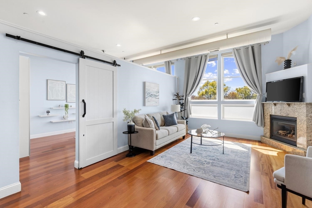 10 Ocean Ave. # 208