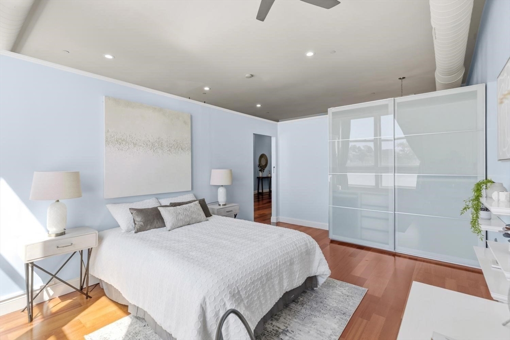 10 Ocean Ave. # 208