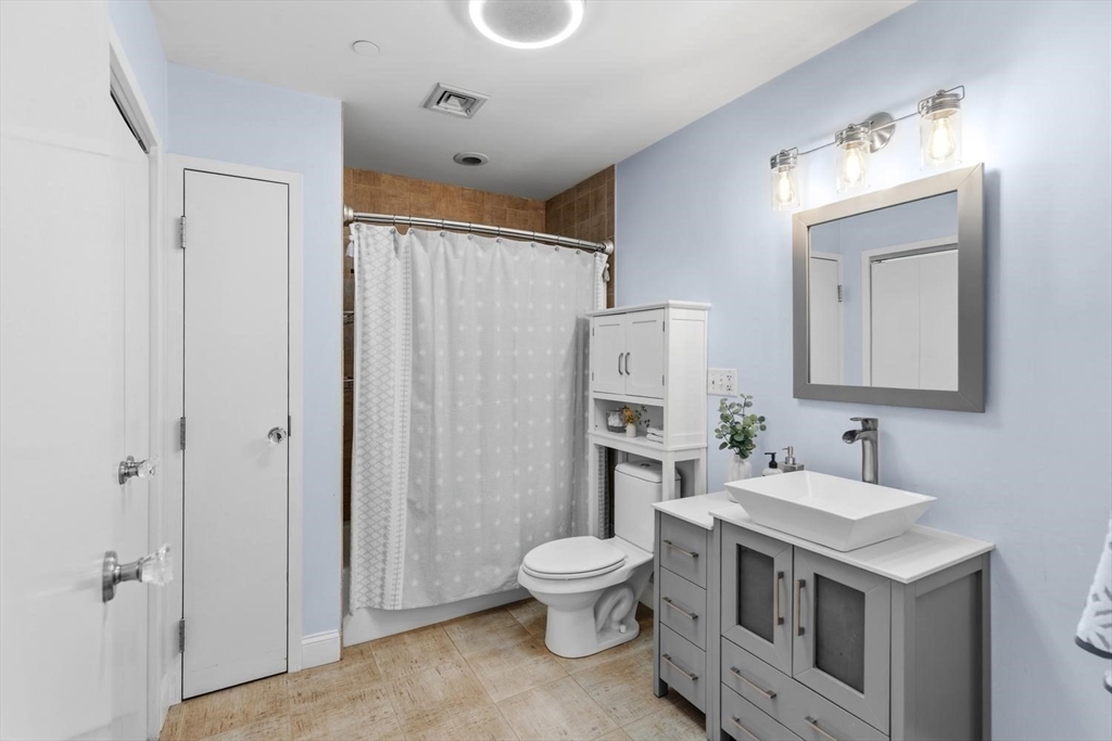 10 Ocean Ave. # 208