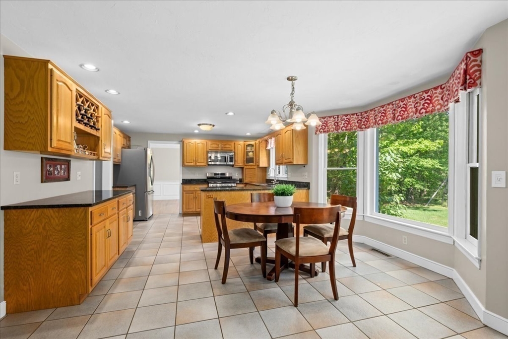 6 Teresa Cir