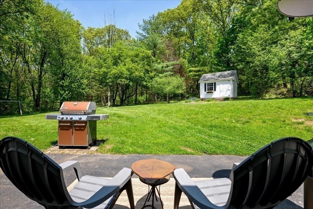 6 Teresa Cir