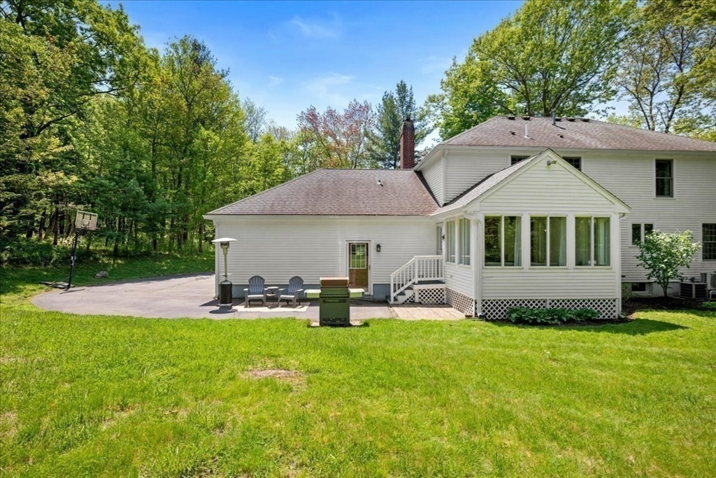 6 Teresa Cir