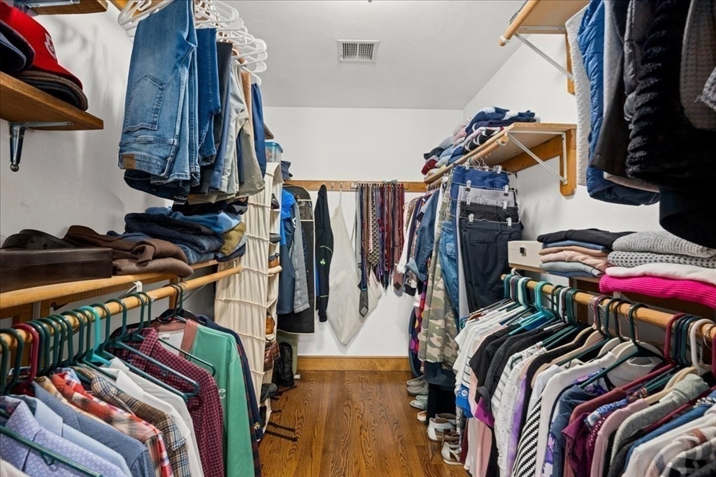 6 Teresa Cir