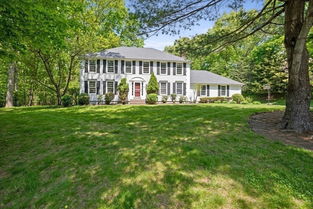 6 Teresa Cir