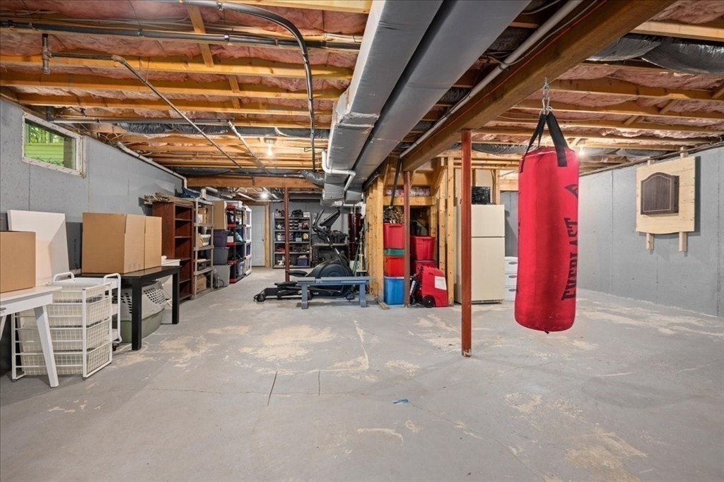 6 Teresa Cir