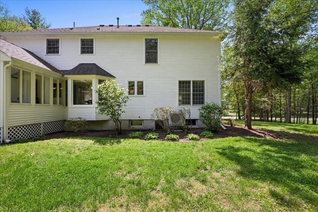 6 Teresa Cir
