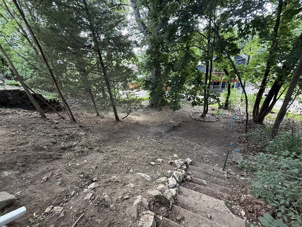 24 Fellsview Ave