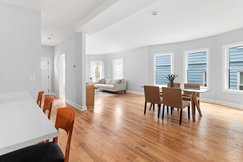 36 Burnside Ave # 1