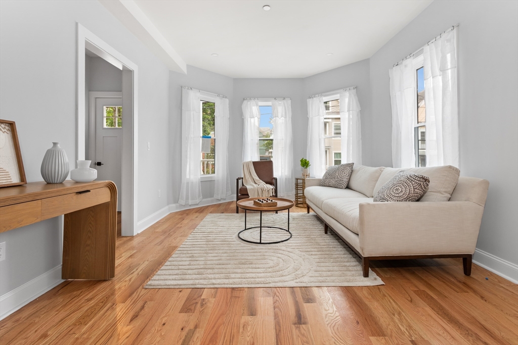 36 Burnside Ave # 1