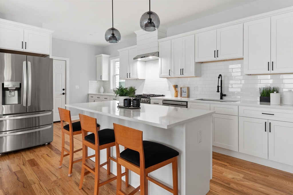 36 Burnside Ave # 1