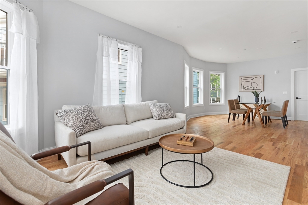 36 Burnside Ave # 1