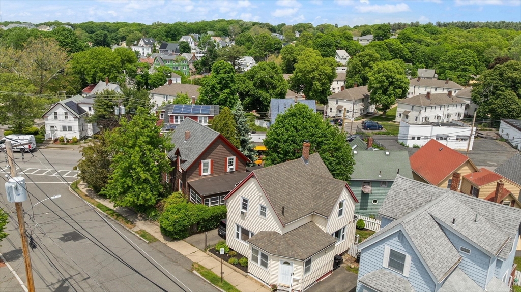 67 Beach Ave